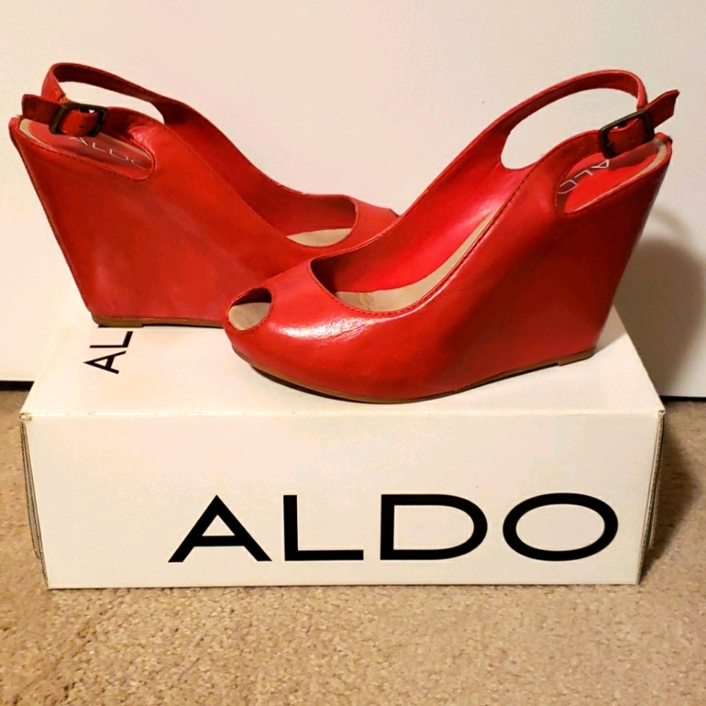 Aldo Red Leather Wedge Shoes NEW 💃